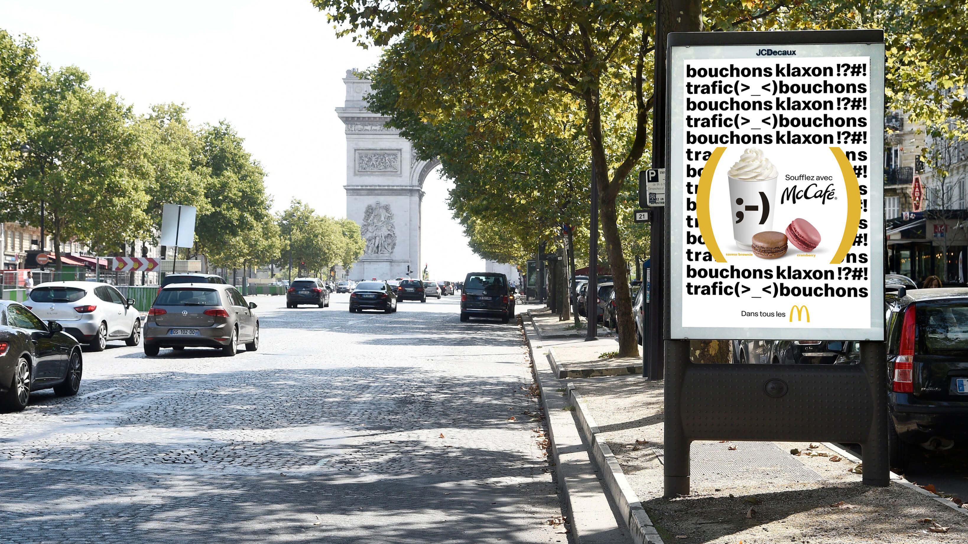 MCCAFE_2_Affichage-abribus